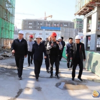 黃河灘區(qū)脫貧遷建工程建設(shè)指揮部：邁著匆匆