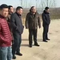 “埋頭苦干、爭(zhēng)創(chuàng)一流，勇做新時(shí)代泰山‘挑
