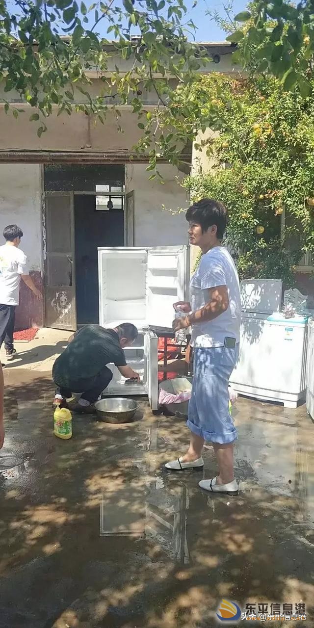 東平縣工商業(yè)慈善協(xié)會(huì)愛(ài)心助學(xué)活動(dòng)紀(jì)實(shí)