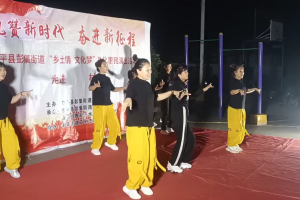彭集街道：文化惠民演出精彩紛呈 ——彭集街道文化惠民演出活動走進(jìn)南城子村側(cè)記
