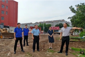 聚焦民生熱點(diǎn) 破解停車(chē)難題 ——東平縣綜合行政執(zhí)法局對(duì)實(shí)驗(yàn)中學(xué)東側(cè)便民停車(chē)場(chǎng)建設(shè)進(jìn)行現(xiàn)場(chǎng)研判