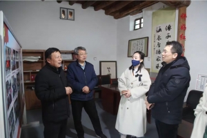 中國網 新華網到東平縣龍泉博物館采訪